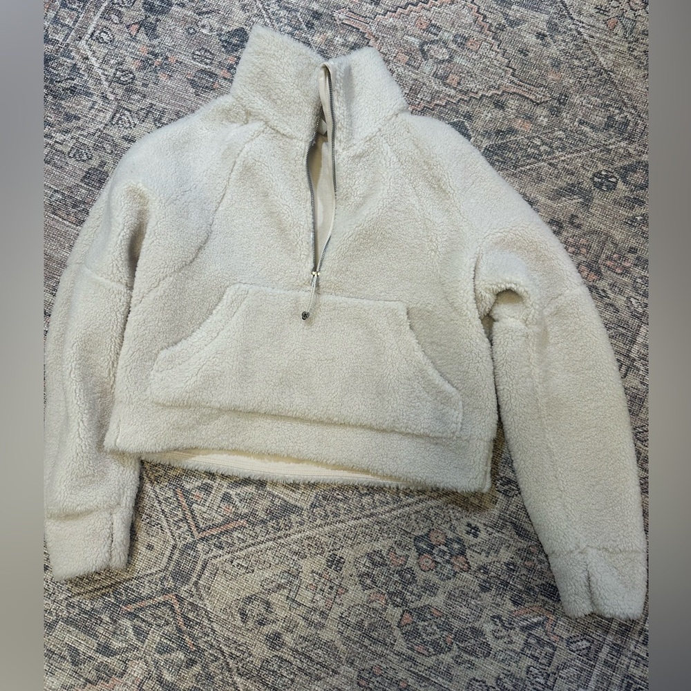Lululemon Cropped Sherpa Pullover